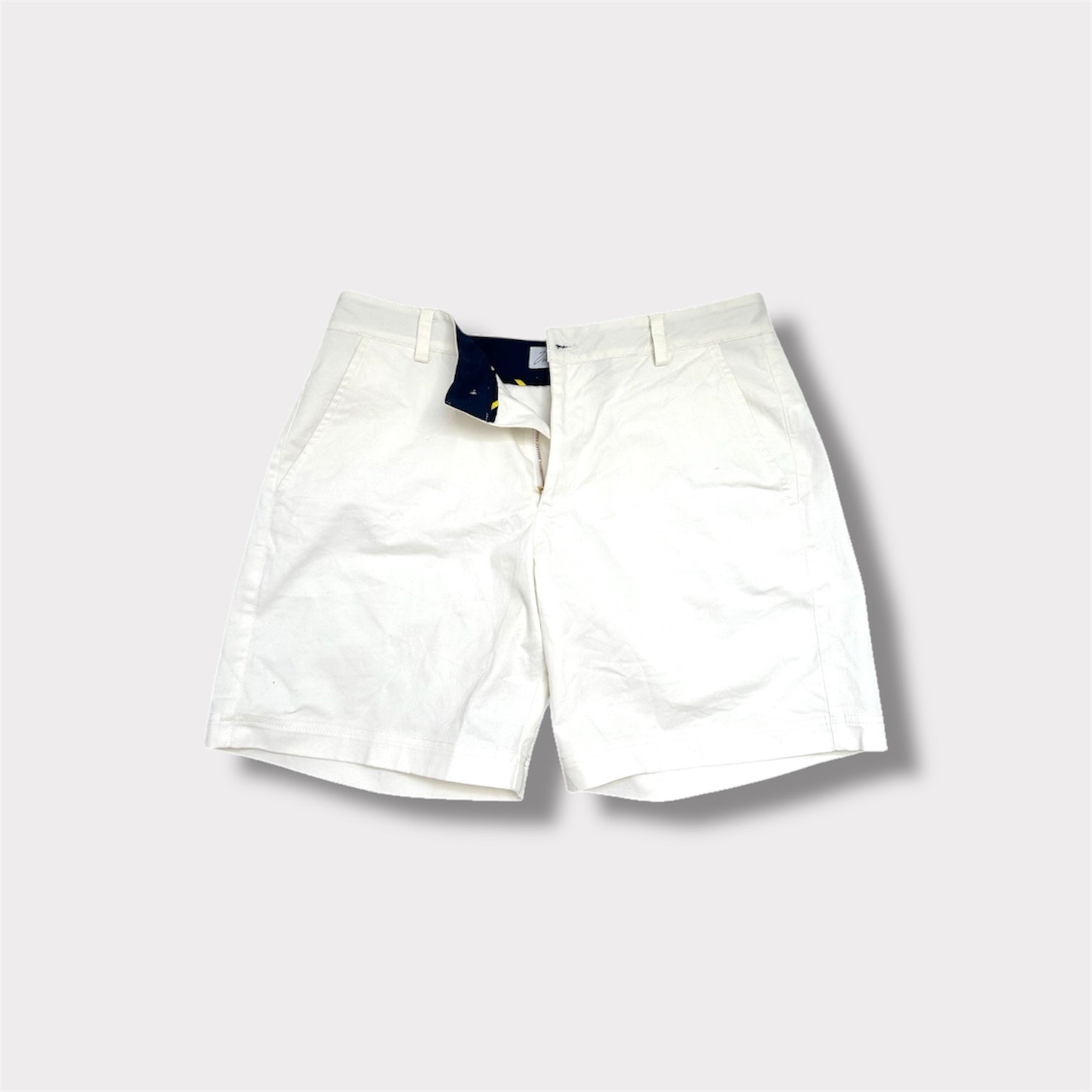 CHINO SHORTS