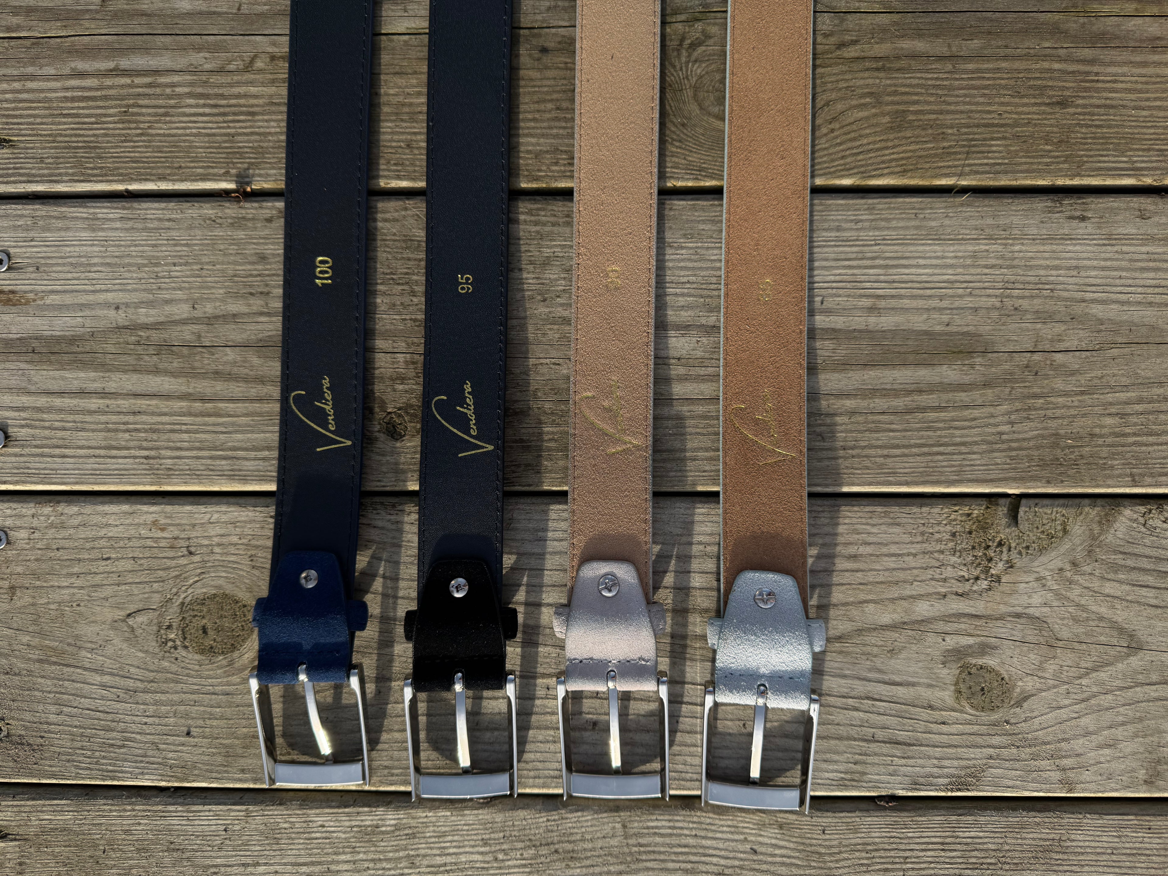 Suede bälte " Vace "